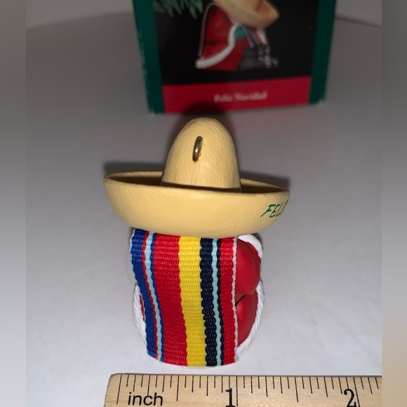 Vintage 1991 Hallmark Ornament Feliz Navidad Santa wearing a sombrero - Picture 2 of 12